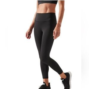 Athleta Black Training Compression 7/8 Tight Leggings Size Small Black Logo SALE